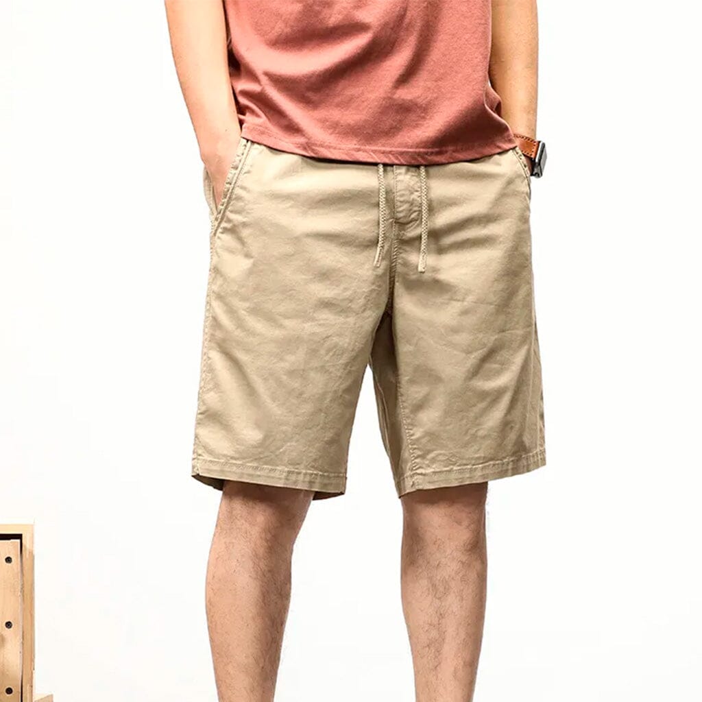 Bermuda Masculina Street Garenzi GZ514 confeccionada em sarja premium, com caimento ajustado, visual urbano e acabamento refinado para o dia a dia.