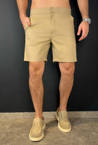 Bermuda Sarja Premium Garenzi masculina com caimento moderno, acabamento refinado e tecido confortável, ideal para uso casual e elegante