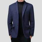 Blazer Masculino Slim Herrera Garenzi GZ061 confeccionado com materiais de alta qualidade, modelagem slim fit e visual sofisticado.