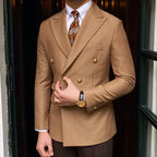 Blazer Masculino Transpassado Garenzi GZ062 confeccionado em ecomicrofibra, com abotoamento duplo, forro refinado e visual elegante.