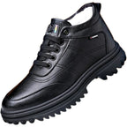 Bota Masculina de Couro Acolchoada Garenzi GZ290 confeccionada em couro de alta qualidade, com interior acolchoado, solado antiderrapante e visual elegante.