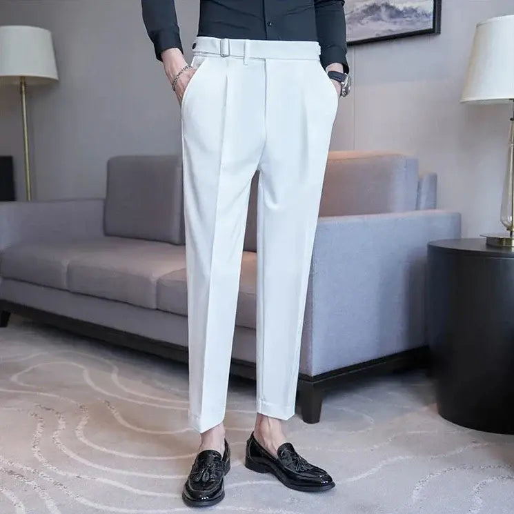 Calça de Alfaiataria Masculina Garenzi GZ254 com tecido premium, corte clássico, acabamento refinado e visual elegante.