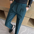 Calça de Alfaiataria Masculina Garenzi GZ255 com tecido premium, corte de alfaiataria, acabamento refinado e visual elegante.