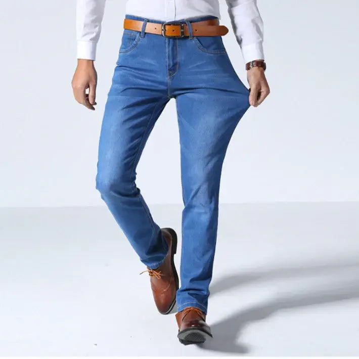 Calça Jeans Masculina Wear Garenzi GZ262 com jeans premium, costuras reforçadas, acabamento refinado e design elegante e confortável.