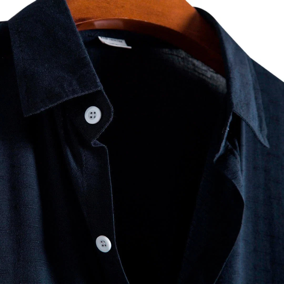 Camisa Manga Curta Lisa Everyday Garenzi GZ599 com tecido leve, design clean, caimento confortável e visual versátil.