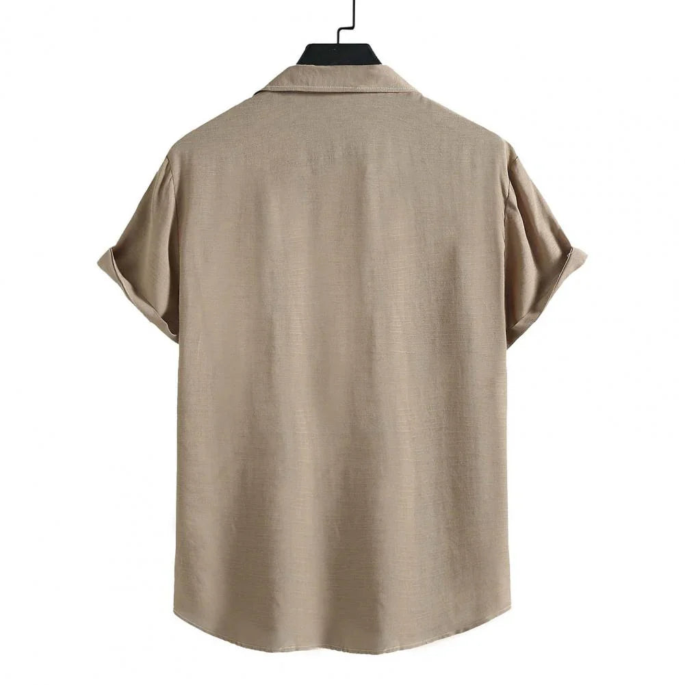 Camisa Manga Curta Lisa Garenzi GZ537 com tecido respirável, design minimalista, caimento confortável e visual elegante.