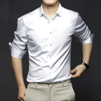 Camisa Social Masculina Spectre Garenzi GZ014 confeccionada em tecido tecnológico, com acabamento anti-odor, caimento elegante e visual sofisticado.