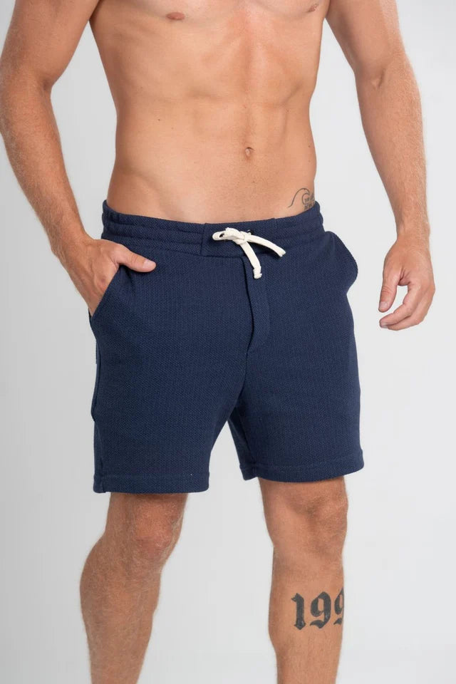 Conjunto Paradizo Garenzi Masculino com camisa de manga curta e calção, tecido leve, caimento moderno e visual casual confortável