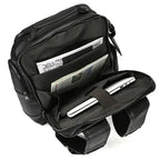 Mochila Executiva em Couro Retrô Garenzi GZ071 em couro legítimo, design retrô moderno, compartimentos funcionais e acabamento refinado.