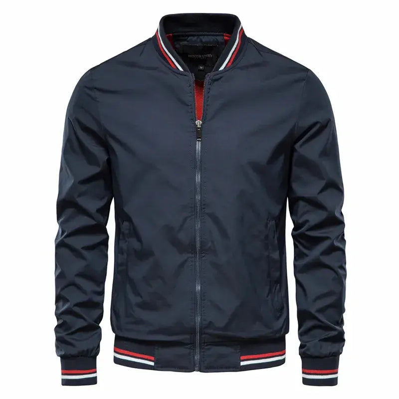 Jaqueta Masculina Casual Garenzi GZ146 com interior macio, tecido aquecido, costuras reforçadas e design moderno ideal para dias frios e uso funcional no cotidiano.