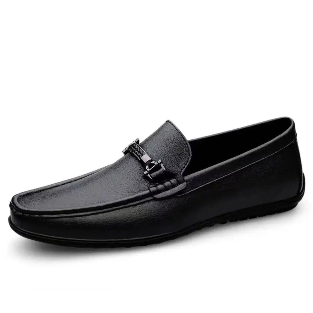 Mocassim Masculino de Couro Garenzi GZ299 em couro premium com acabamento refinado e solado flexível para visual elegante e confortável.