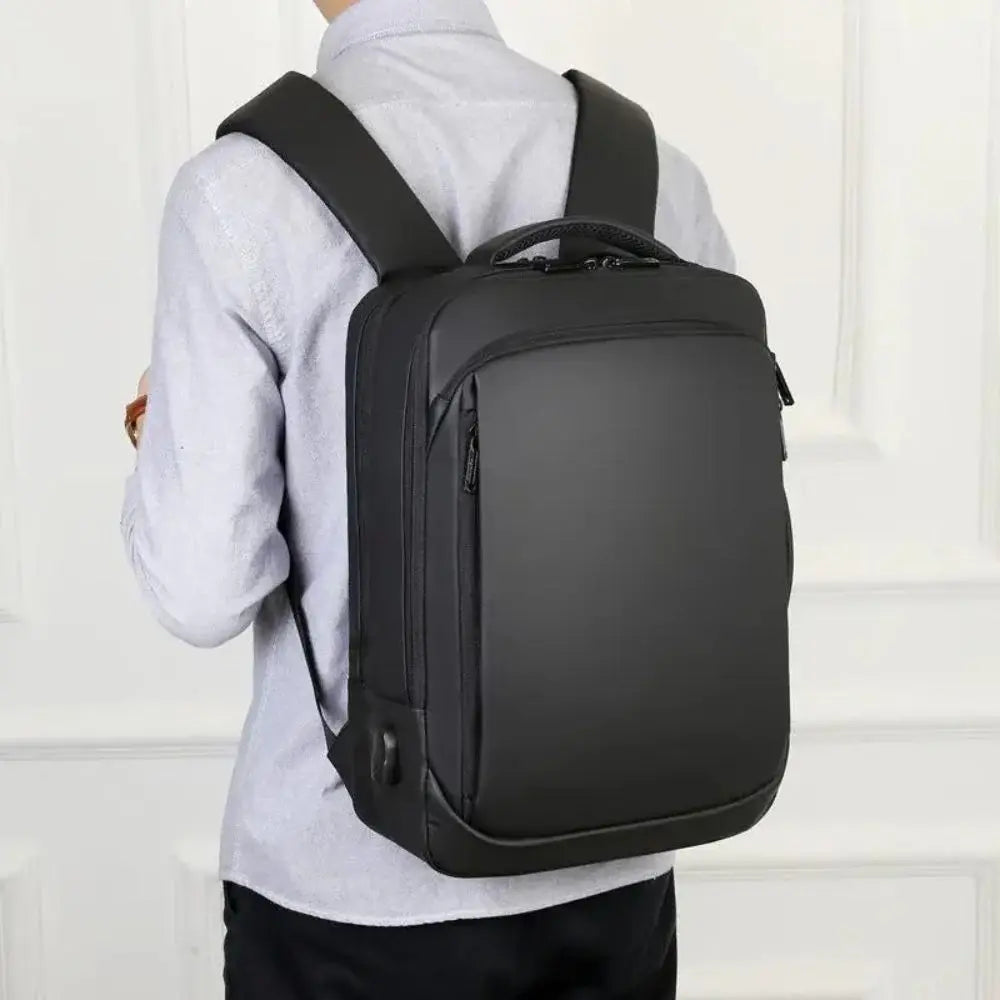 Mochila Executiva Garenzi GZ066 - Notebook 15`, Impermeável e Porta USB